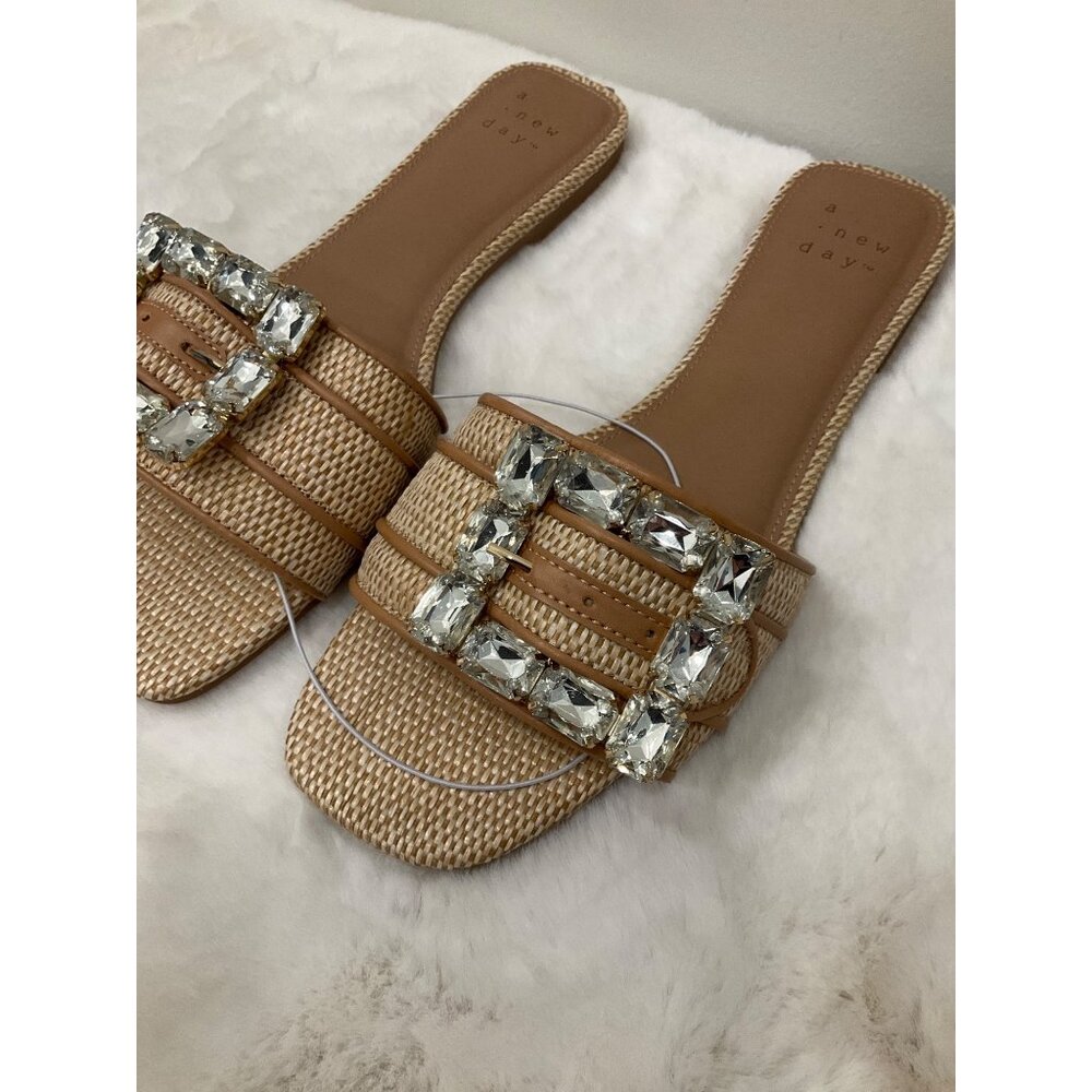 A New Day Kelsey size 9.5 NEW Rhinestone Buckle Slide Sandals, Tan Square Toe - Picture 3 of 6